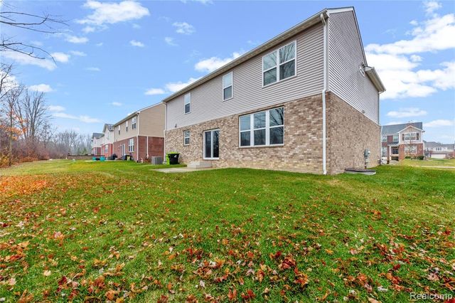 25835 Oberlin Blvd, Novi, MI 48374