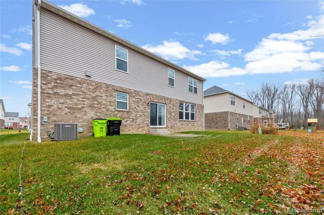 25835 Oberlin Blvd, Novi, MI 48374