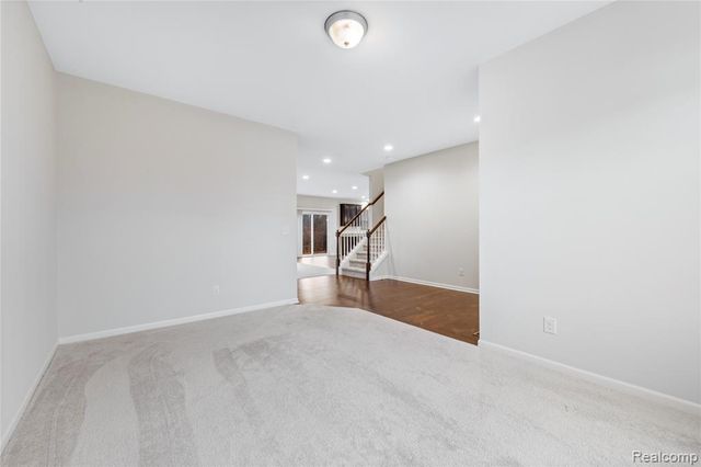 25835 Oberlin Blvd, Novi, MI 48374