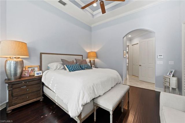 6223 BRUNELLO LN, Naples, FL 34113