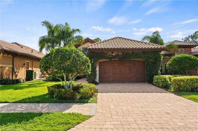 6223 BRUNELLO LN, Naples, FL 34113