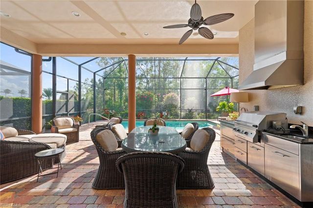 6223 BRUNELLO LN, Naples, FL 34113