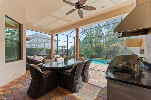 6223 BRUNELLO LN, Naples, FL 34113