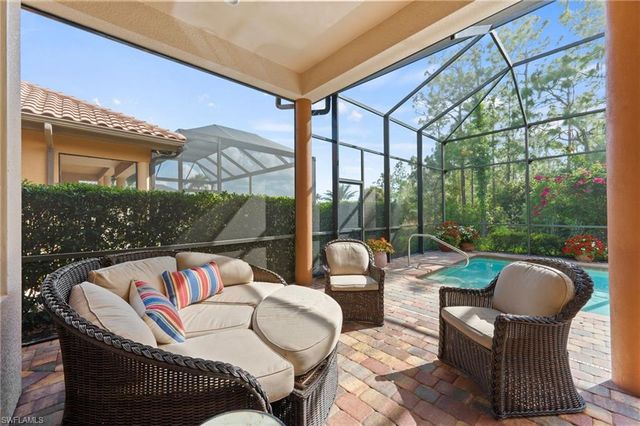 6223 BRUNELLO LN, Naples, FL 34113