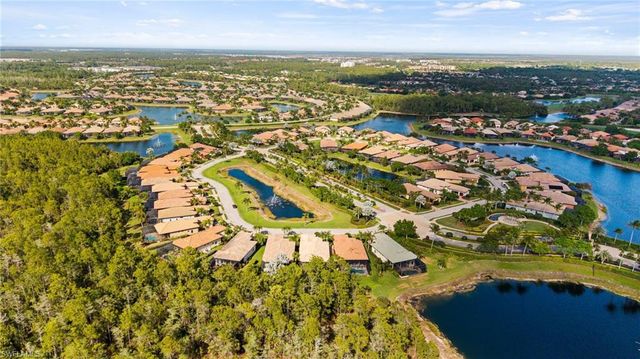 6223 BRUNELLO LN, Naples, FL 34113