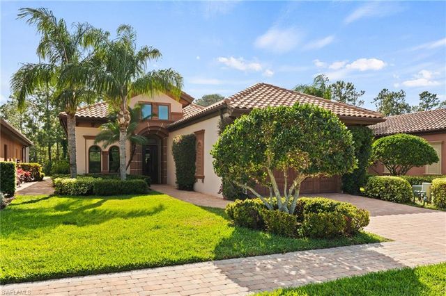 6223 BRUNELLO LN, Naples, FL 34113