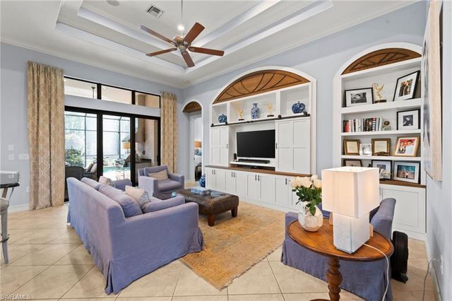 6223 BRUNELLO LN, Naples, FL 34113