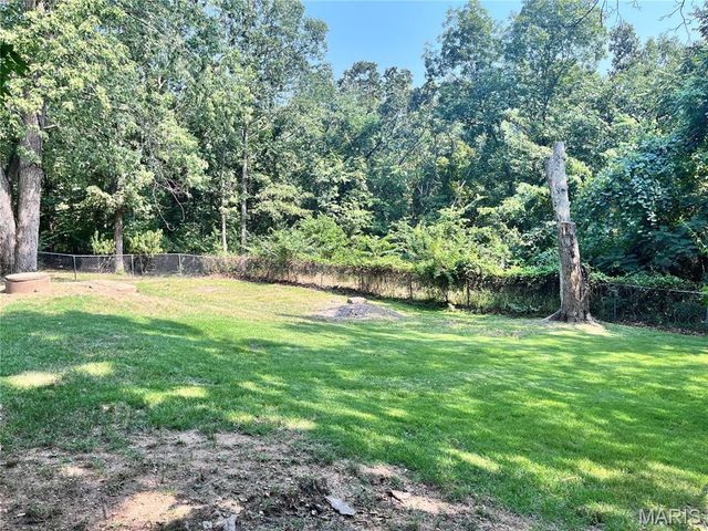 3867 Flucom Road, De Soto, MO 63020