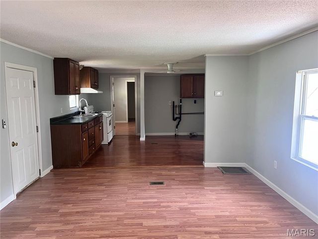 3867 Flucom Road, De Soto, MO 63020
