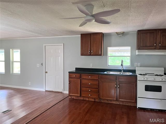 3867 Flucom Road, De Soto, MO 63020