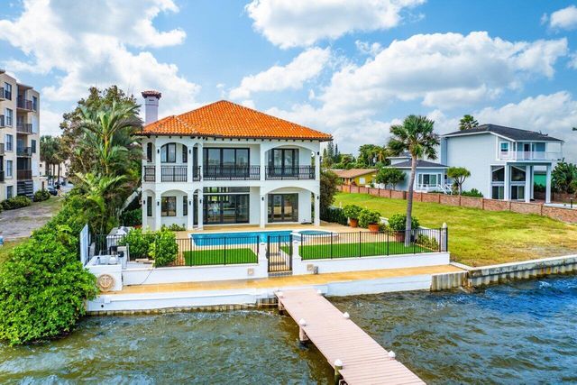 1 S 18th Avenue S, Lake Worth Beach, FL 33460