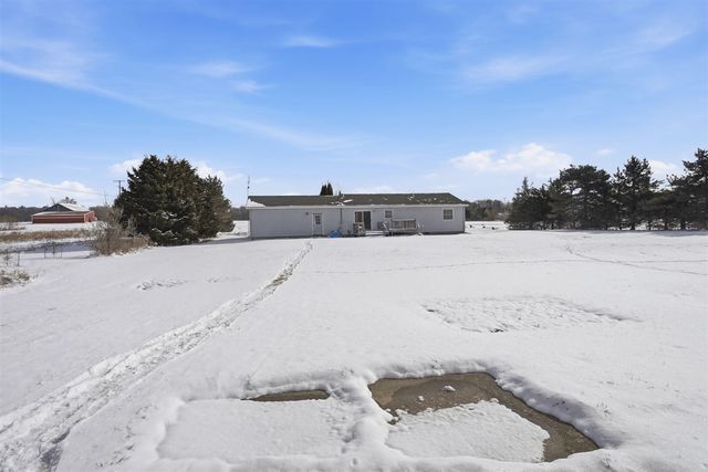 1549 Hayden Road, Attica, MI 48412