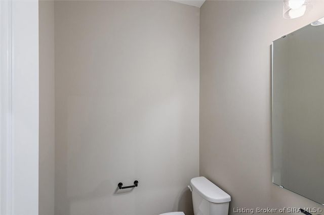 8222 Crescent Cove, Charlestown, IN 47111