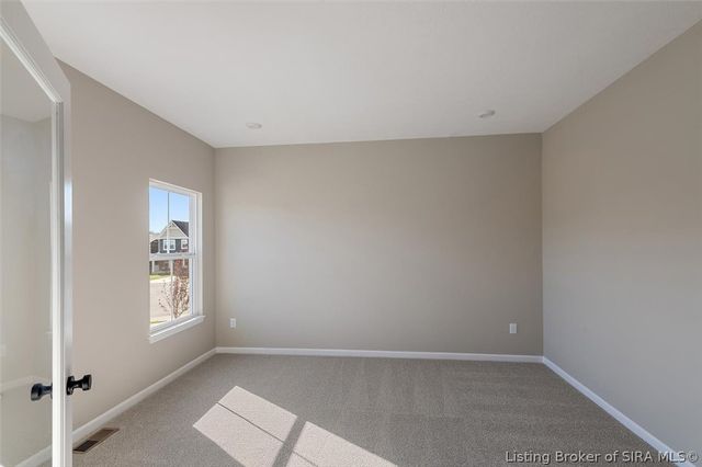 8222 Crescent Cove, Charlestown, IN 47111
