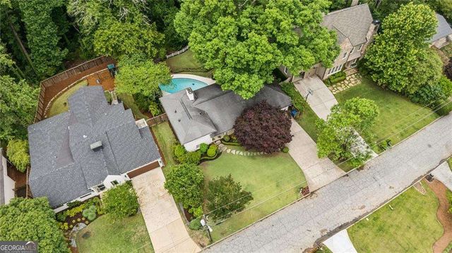2988 Rockingham Drive NW, Atlanta, GA 30327