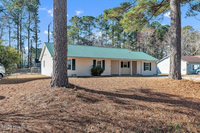 114 Education Lane, Havelock, NC 28532