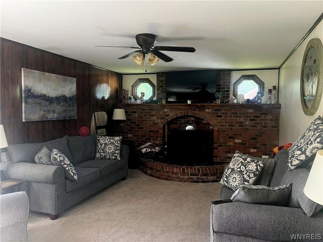 1674 Leah Drive, North Tonawanda, NY 14120