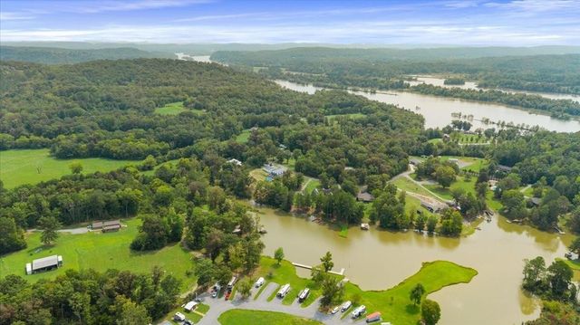 132 Hiwassee Drive, Decatur, TN 37322