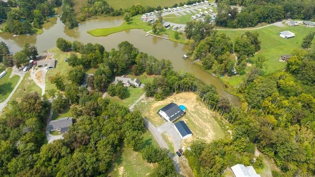 132 Hiwassee Drive, Decatur, TN 37322