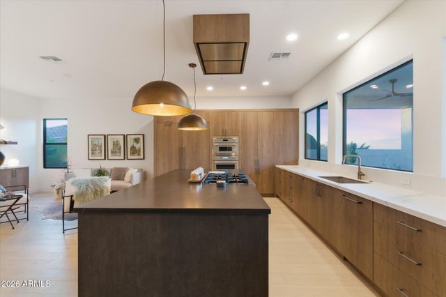 10788 E RAINTREE Drive, Scottsdale, AZ 85255