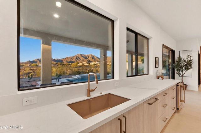 10788 E RAINTREE Drive, Scottsdale, AZ 85255