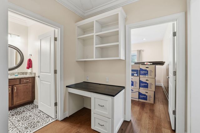 747 Deer Valley Drive, Hixson, TN 37343