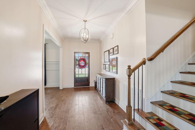 747 Deer Valley Drive, Hixson, TN 37343