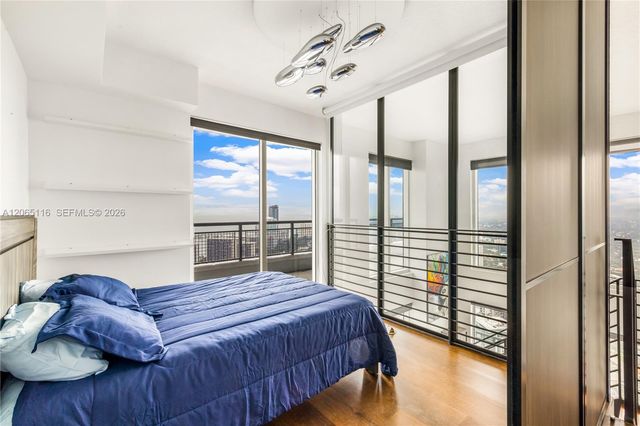 60 SW 13th Street 4001, Miami, FL 33130