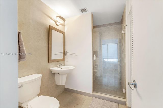 60 SW 13th Street 4001, Miami, FL 33130