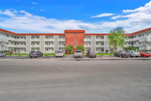 1280 NW 43rd Ave 302, Lauderhill, FL 33313