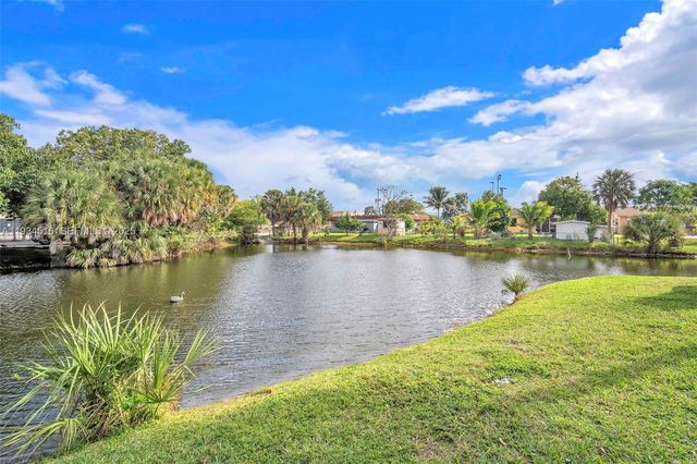 1280 NW 43rd Ave 302, Lauderhill, FL 33313