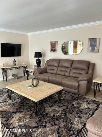 2042 Lamplighter Drive, Toms River, NJ 08753