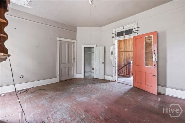 108 W 32nd Street, Savannah, GA 31401