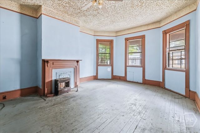 108 W 32nd Street, Savannah, GA 31401