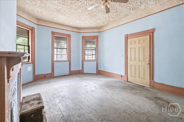 108 W 32nd Street, Savannah, GA 31401