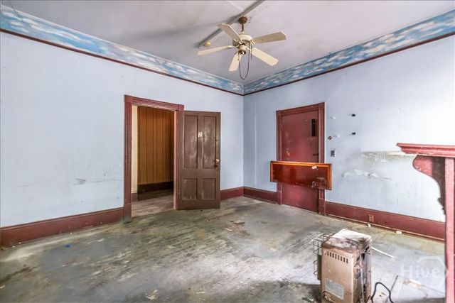 108 W 32nd Street, Savannah, GA 31401
