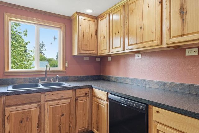 3611 W Heroy Ave, Spokane, WA 99205