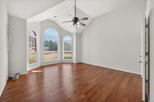 1204 Dover Heights Trail, Mansfield, TX 76063