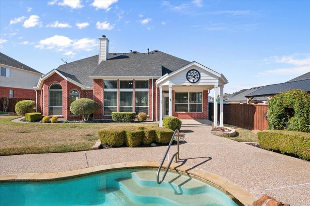 1204 Dover Heights Trail, Mansfield, TX 76063