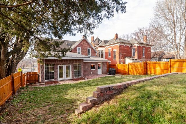 601 ATCHISON Street, Atchison, KS 66002