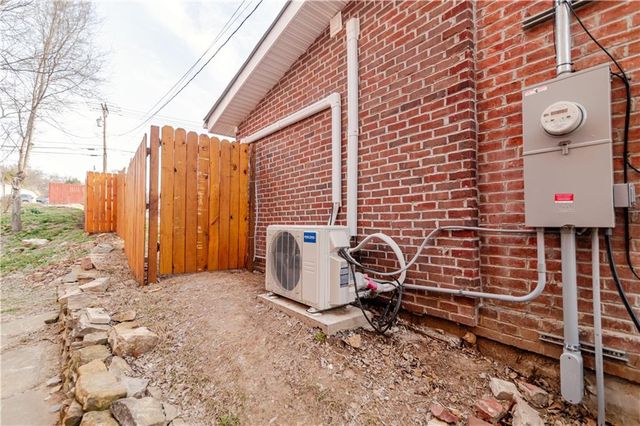 601 ATCHISON Street, Atchison, KS 66002