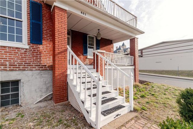 601 ATCHISON Street, Atchison, KS 66002