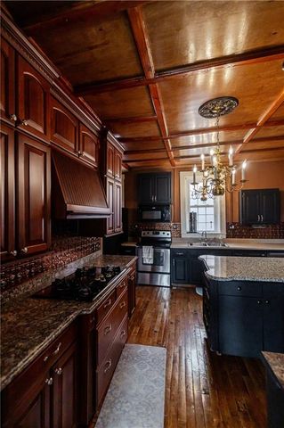 601 ATCHISON Street, Atchison, KS 66002