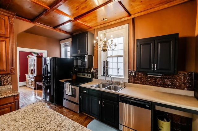 601 ATCHISON Street, Atchison, KS 66002