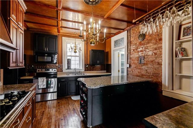 601 ATCHISON Street, Atchison, KS 66002