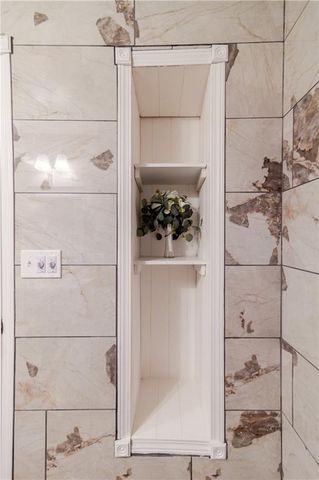 601 ATCHISON Street, Atchison, KS 66002