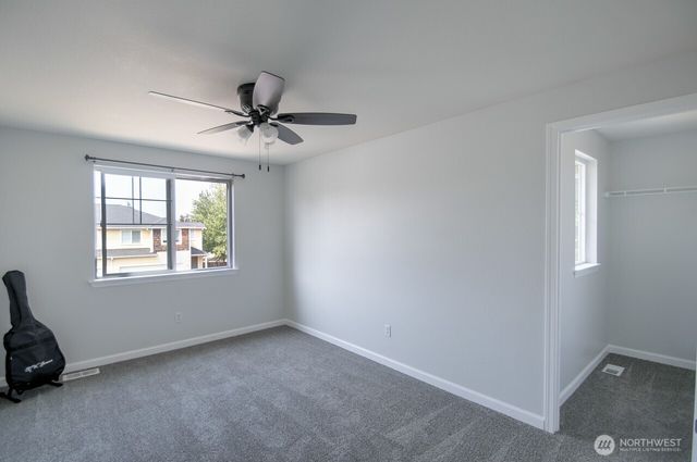 8117 27th Avenue SE, Lacey, WA 98503