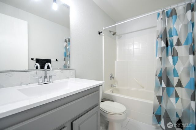 8117 27th Avenue SE, Lacey, WA 98503