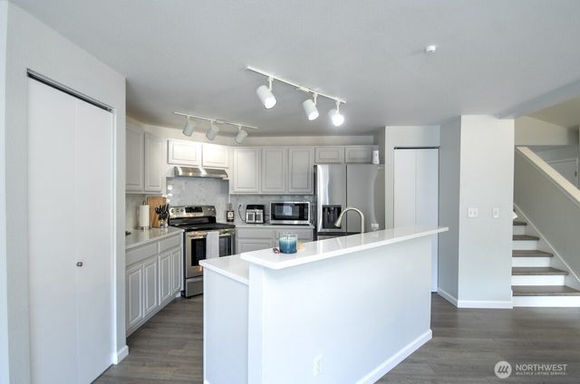 8117 27th Avenue SE, Lacey, WA 98503