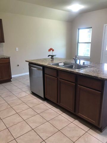2760 Tanner Street, Forney, TX 75126